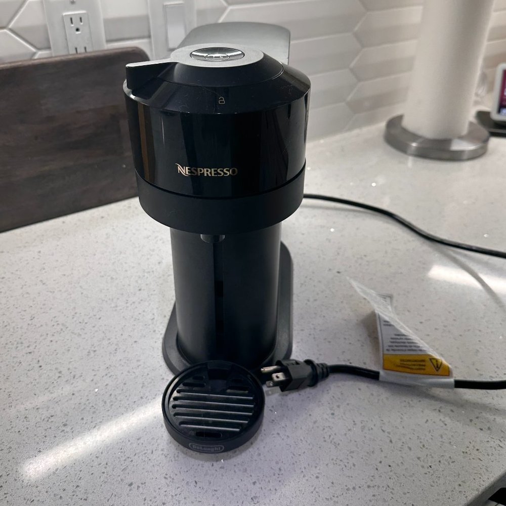 Nespresso Vertuo Next Coffee and Espresso Machine by De'Longhi, Limited Edition